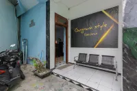 RedDoorz near Mayapada Hospital Surabaya