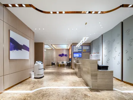 Lavande Hotel (Guangzhou Zhongshan 8th Road Metro Station)