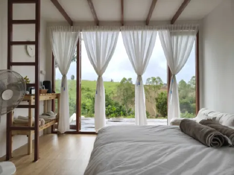 ในสวนฝัน รีสอร์ท โรงแรมใกล้บ้าน2หนาวatกังหันลมเขาค้อ