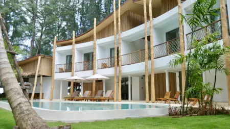 The TALAY Отели рядом с достопримечательностью «Villa Ananda»