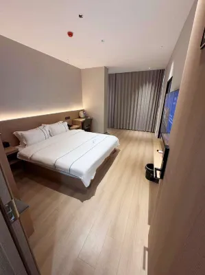 Guxing Jinyu Hotel Hotels near Qinhuang Ancient Road