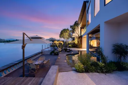 Ningbo Dongqian Lake Luyuan Homestay Отели рядом с достопримечательностью «Dongqian Lake Xiaoputuo»