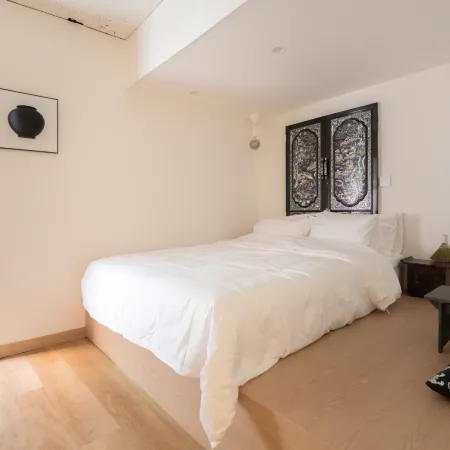 Stay105Haenggung Residence