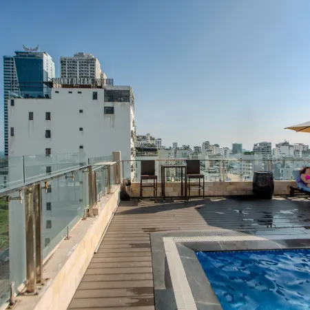 Richico Apartments and Hotel