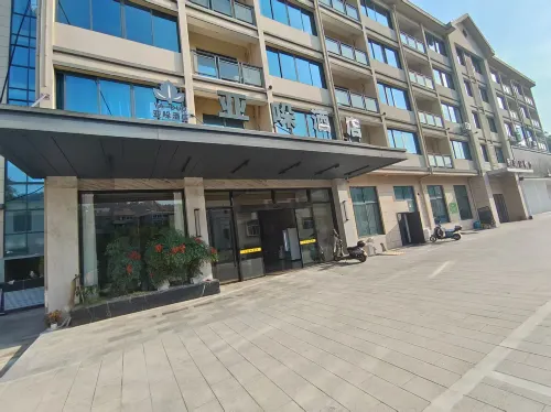 YA duo Intelligent Hotel