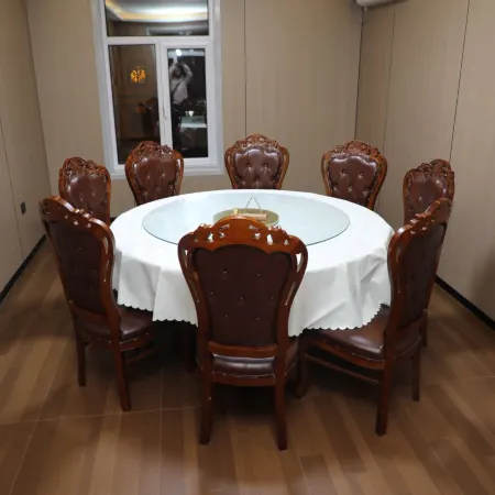 Xunke Unaji White Birch Town Villa Hotel