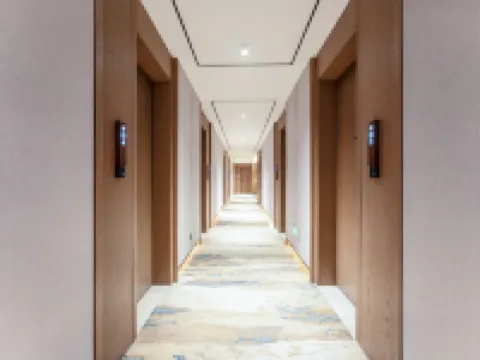 Days Inn by Wyndham (Qinglü North Road Tangjia Ancient Town, Zhuhai) Hotels near Lovers' Road