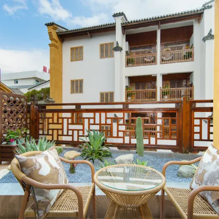 Zhuying Qinghui Resort Hotel