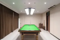 Luoyang Yunlai Hotel (Old Town Center Lijingmen Cross Street)