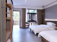 Ehuang Hotel