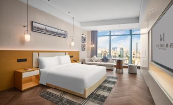 Grand Madison (Qingdao Wusi Square Sea View)