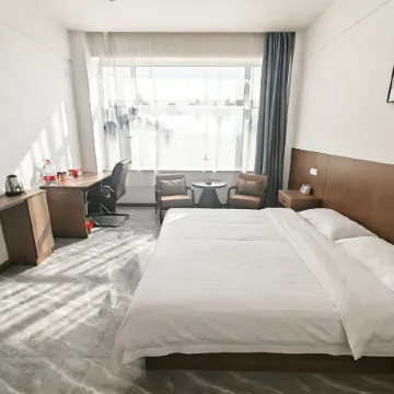 Yiyuan Hotel (Lingqiu Station)