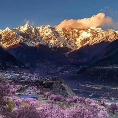 Suosong Mingting (Suosong Village)