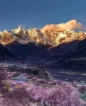 Suosong Mingting (Suosong Village)