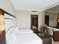 The Grand Mira Business Hotel Hotels near Pendik Metro Station