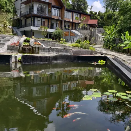 Sunriver Hotel Отели рядом с достопримечательностью «Марибая Парк»