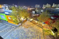 With U Hotel & Guesthouse