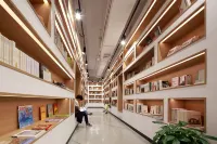 Phoenix International Serviced Apartment