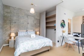 Petone City Studio with Outdoor Space