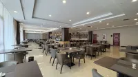 Jiangsu Guoji Hotel - Mountain view