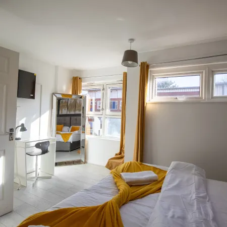 2 bed Smart Stay in Five Ways