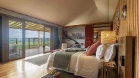 Neptune Serengeti Luxury Tented Camp Hotel di 