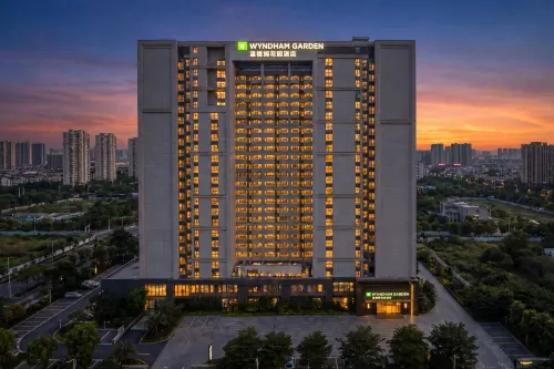 Dali Erhai Lake Wyndham Garden Hotel