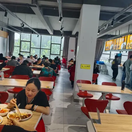 Tangyue International Youth Hostel