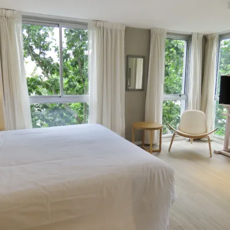 Smart Hotel Montevideo Отели в г. Монтевидео