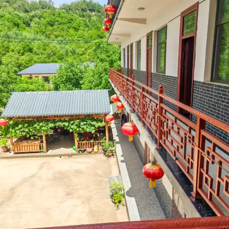 Shanhai Minju · Nature Ziran | Leisure Boutique Stay (Maiji Mountain Scenic Area Grottoes)