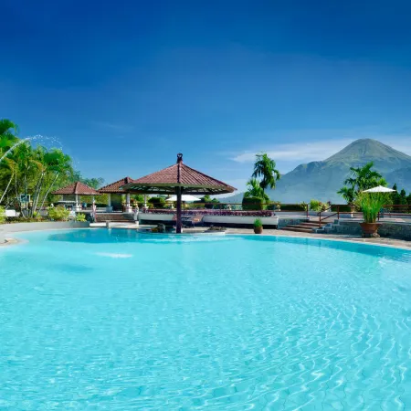 Grand Whiz Hotel Trawas Mojokerto