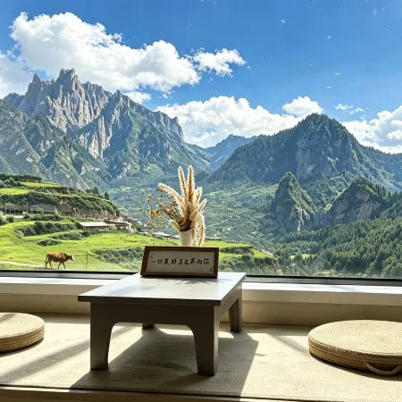 Lotus Forget-Worry Lodge · Facing Main Peak with Sunrise View (Zagana Scenic Area Branch)