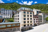 Yunxi Mountain and Moon Hotel - 2 Sao