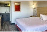 Studio 6 Fort Collins, CO - 2-Star