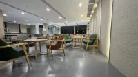 Fan's Hotel Palo - Ocean View