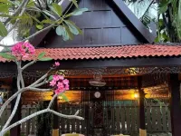 Paradise Pearl Bungalows Hoteles cerca de Cueva del Vikingo