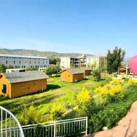 Nalati Shiguangli · Courtyard View · Leisure Vacation Homestay (Nalati Grassland Scenic Area)