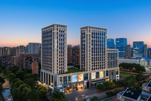 Zhenhu Hotel (Hangzhou Zhejiang University Zijingang Chengxi Intime) - 3 ดาว