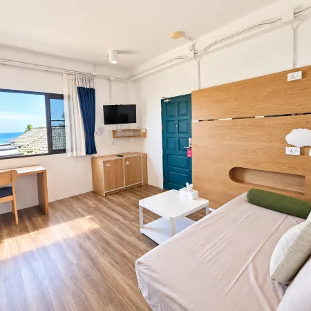 The Rock Samui Poshtel Lamai Beach