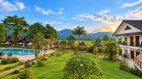 Sansan Resort and Spa Vang Vieng - Pools