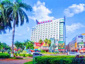 Huayuan Shengyuan Hotel (Haikou West Bus Station)