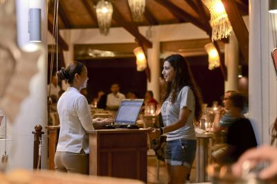 フロントデスク バンドス モルディブの写真