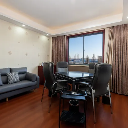 Hanchuan Xinji Hotel