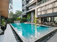 Cascade Hotel Hotels near Thonburi