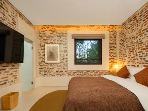 Fuxian Lake Grand corner Homestay