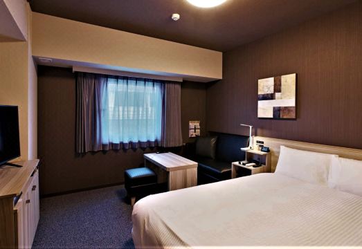 3. 호텔 루트 인 ..