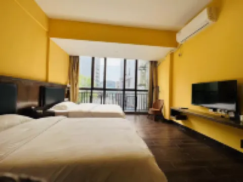 Yingde Caizi Jiaren Inn