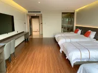 HOTEL FOOTBALL Hotels in Лунцзин