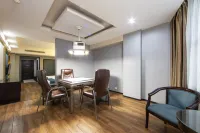 HEBE Joy Hotel (Lianyuan Central Hospital Bus Station) - Parkering