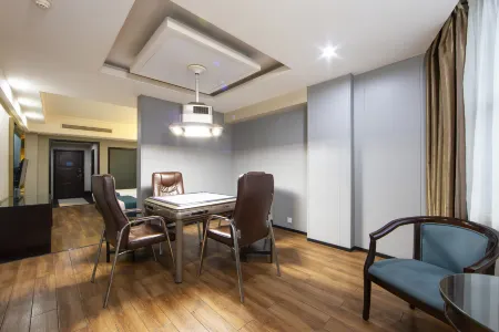 HEBE Joy Hotel (Lianyuan Central Hospital Bus Station)